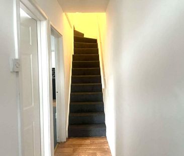 4 bedroom terraced house to rent - Photo 4