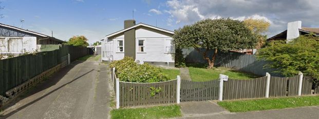 Dinwiddie Avenue, Onekawa - Photo 1