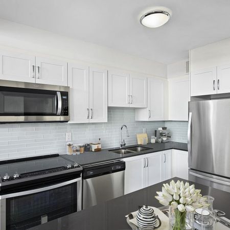 Kennedy Road Apartments - Photo 3