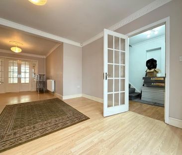 4 bedroom semi-detached house to rent - Photo 2