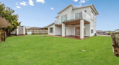 Seventh View Family Living - Photo 4