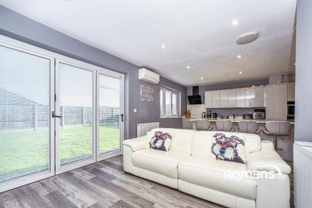 2 bedroom bungalow to rent - Photo 4