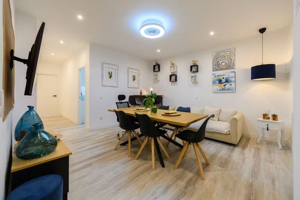 Calle de San Bernardo, Madrid, Community of Madrid 28015 - Foto 1