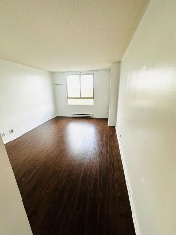 For Lease - 61 Markbrook Lane Unit# 602, Toronto, Ontario - Photo 4