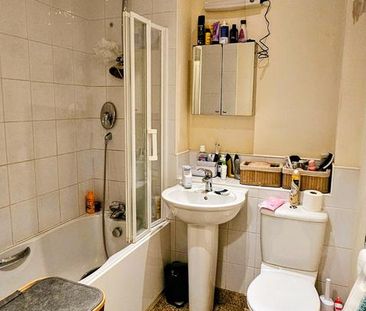 2 bedroom flat to rent - Photo 6