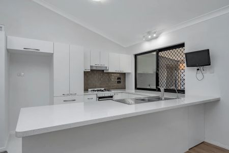 18 Milgate Crescent, Kirwan. - Photo 4