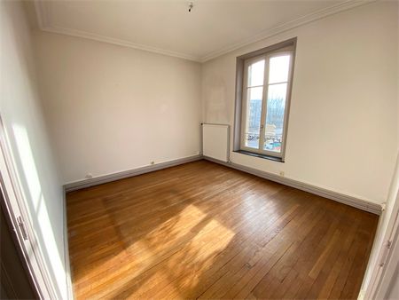 Location Appartement 3 pièces 68m² - Photo 4