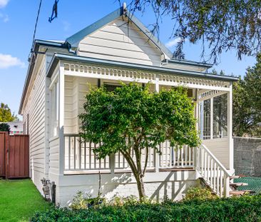 Beautiful cottage in the perfect location - Photo 6