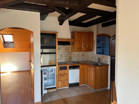 BEL APPARTEMENT PROCHE DE TOUTES LES COMMODITES - Foto 4
