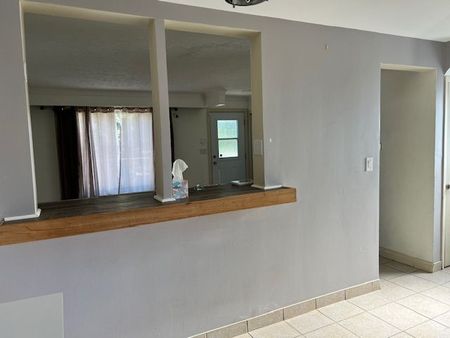 For Lease - 4227 Briarwood Avenue, Niagara Falls, Ontario - Photo 3