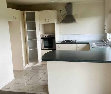 3 Bedroom property within The Sanctuary - Photo 4