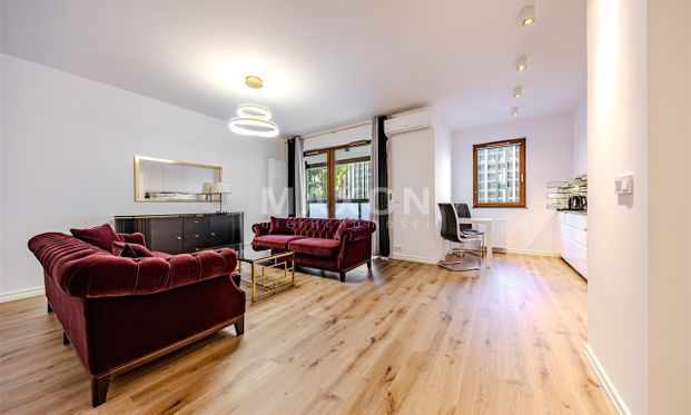 Warszawa, Wola, ul. Karolkowa - Zdjęcie 1