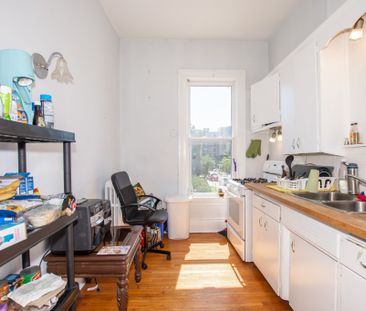 186 James St, St. Catharines - All Inclusive 1 Bedroom Unit - Photo 2