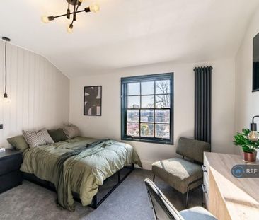 Studio to rent - Photo 2