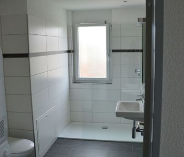 Large and bright 2.5-bedroom shared apartment with its own laundry ... - Foto 3