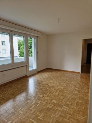 Charmante 3-Zimmer-Wohnung mit Balkon in ruhigem Quartier - Foto 1