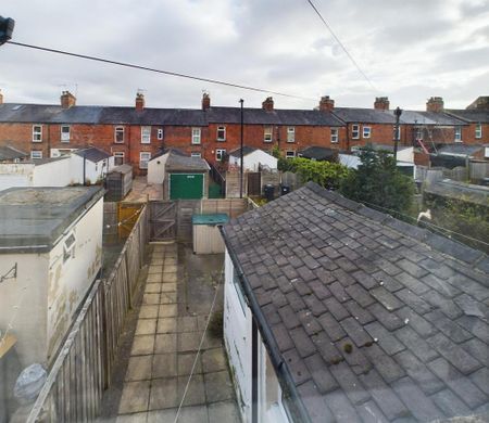 2 bedroom terraced house to rent - Photo 3