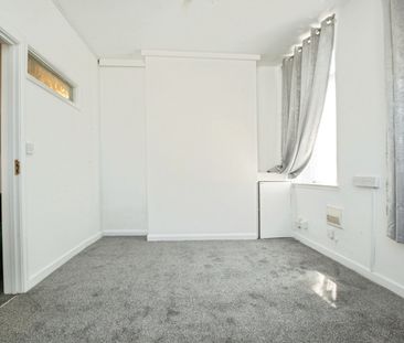 Robert Street, Cathays, Cardiff, CF24 - Photo 6