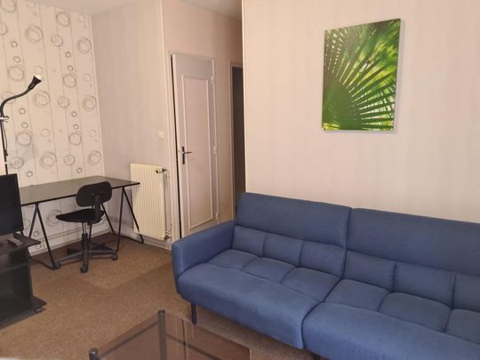 Location Appartement 2 pièces Meublé 37m² LE CREUSOT 71200 - Photo 1