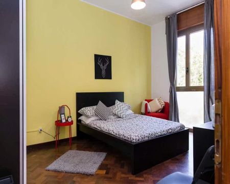 Viale Giovanni Vicini, Bologna, Emilia-Romagna 40134 - Photo 4