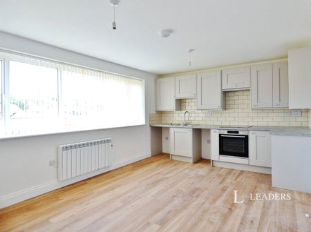 1 bedroom apartment to rent Crown Street, Eastbourne, East Sussex, BN21 - Photo 2