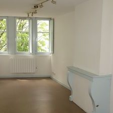 À louer / Appartement F1 / BESANCON CENTRE VILLE 8 Place Marulaz - Photo 2