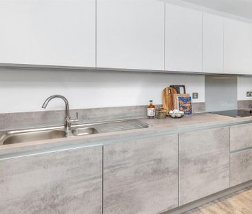 1 bedroom apartment to rent - Photo 2