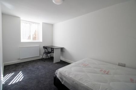 6 bedroom house to rent - Photo 4