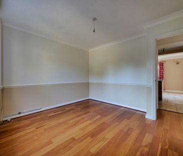5 bedroom detached house to rent - Photo 4