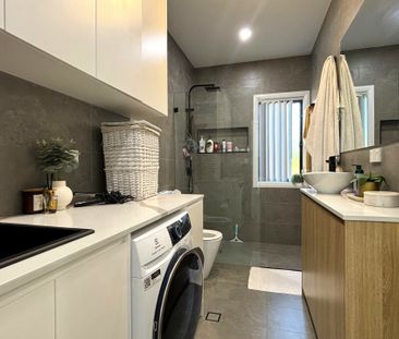 Stylish & Modern Two-Bedroom Granny Flat - Photo 6