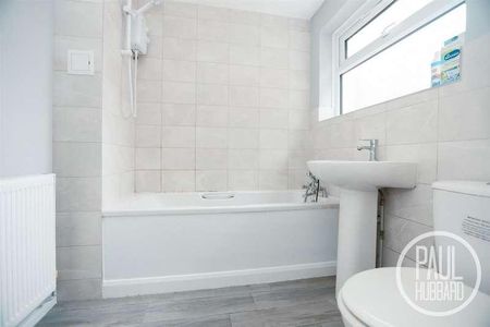 Wollaston Road, Lowestoft, NR32 - Photo 2