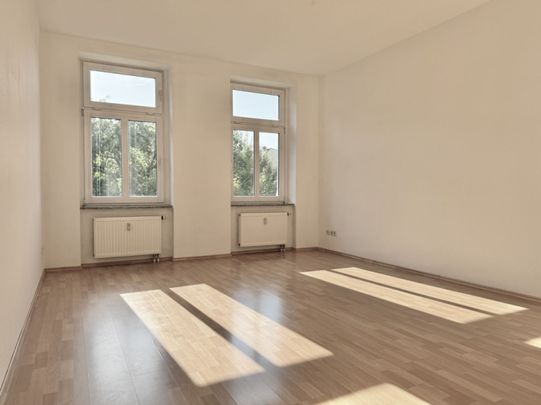 TOP! • Kaßberg • Balkon • 3 Zimmer • Laminat • innenliegendes Bad mit Wanne • Hausgarten • Mieten!? - Photo 1