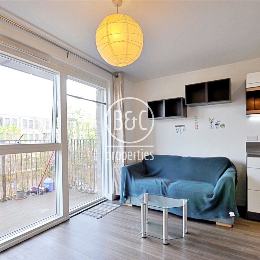 Adenmore Road, London, SE6 4BL - Photo 1