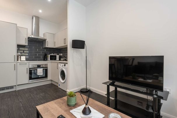 East Parade - Photo 1