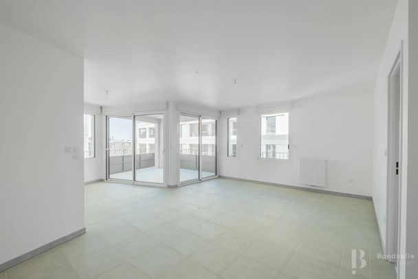 Rental Apartment Bordeaux Saint-Jean - Photo 1