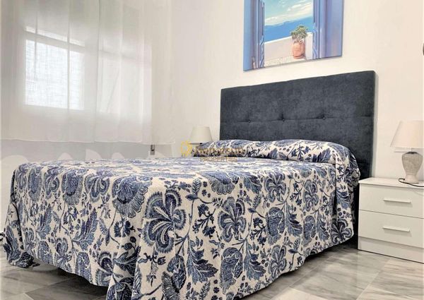 For rent HALF SEASON 1/9/2025 30/6/2026 Nice apartment with sea views in Fuengirola
