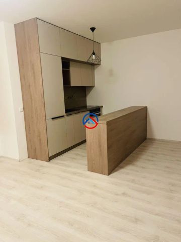 Pronájem bytu 2+kk s balkonem a garáži, klimatizace, Olomouc - Fotografie 2