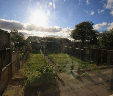 2 bedroom semi-detached house to rent - Photo 3