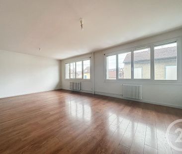 Location Appartement 5 pièces 90m² TROYES 10000 - Photo 2