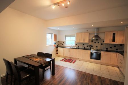 2 bedroom flat to rent - Photo 4