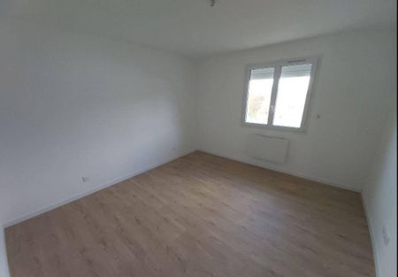 Location maison 5 pièces 150 m² à Cheyssieu (38550) 6 - Photo 4