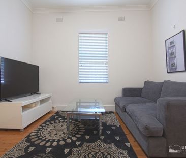 2/25 Mackenzie Street, Bondi Junction, NSW 2022 - Photo 3