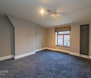 Bank Hey Lane South, Blackburn - Photo 4