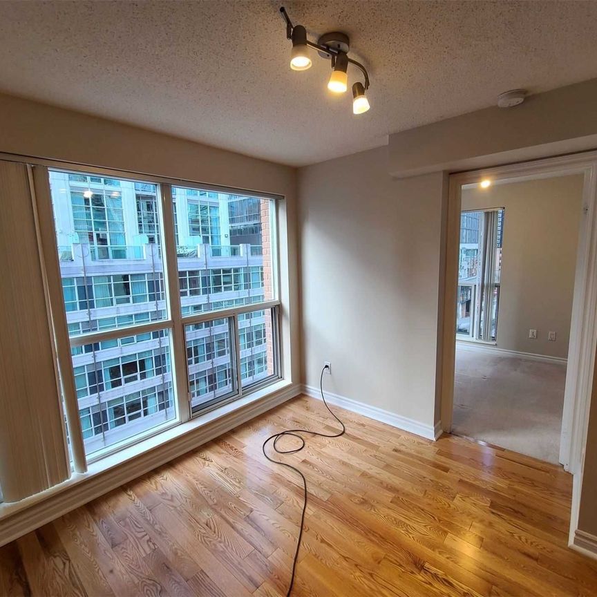 For Lease - 270 Wellington Street Unit# 819, Toronto, Ontario - Photo 1