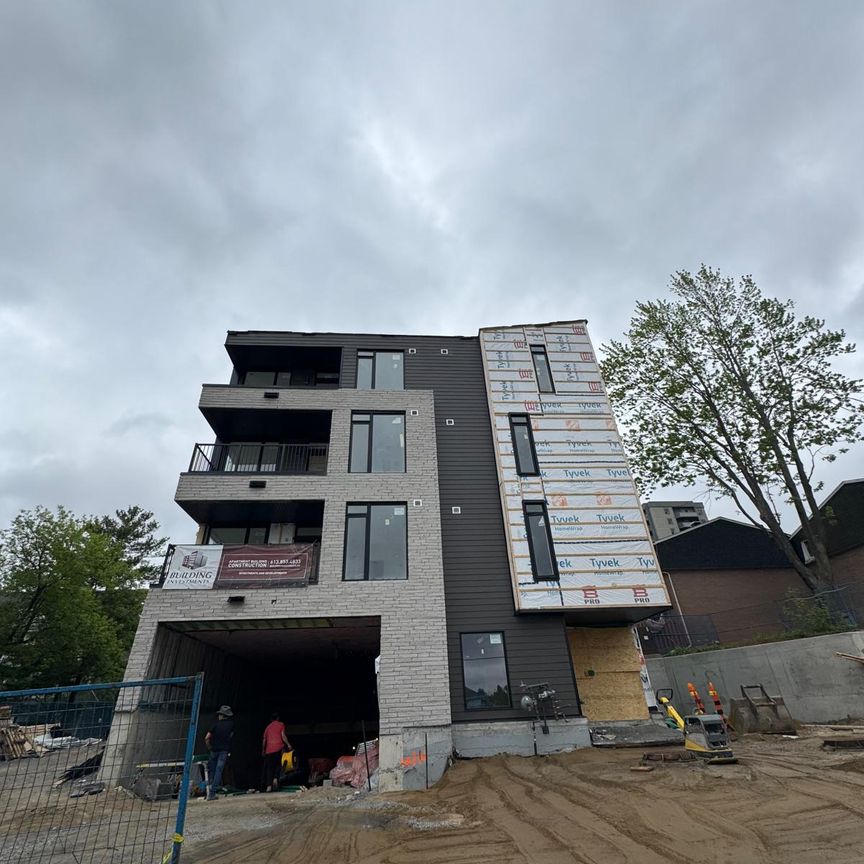 841 Grenon Ave - Photo 1