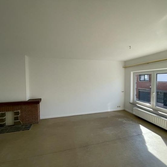 Appartement te huur - foto 1