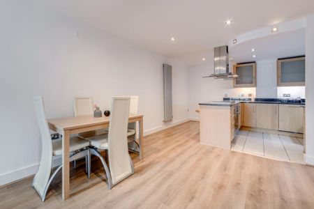 2 bedroom flat to rent - Photo 5