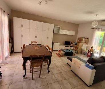 Location Maison 5 pièces 92m² PUGET VILLE 83390 - Photo 1