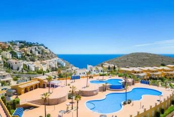 FOR RENT Apartment with 2 bedrooms with pool for LONG TERM