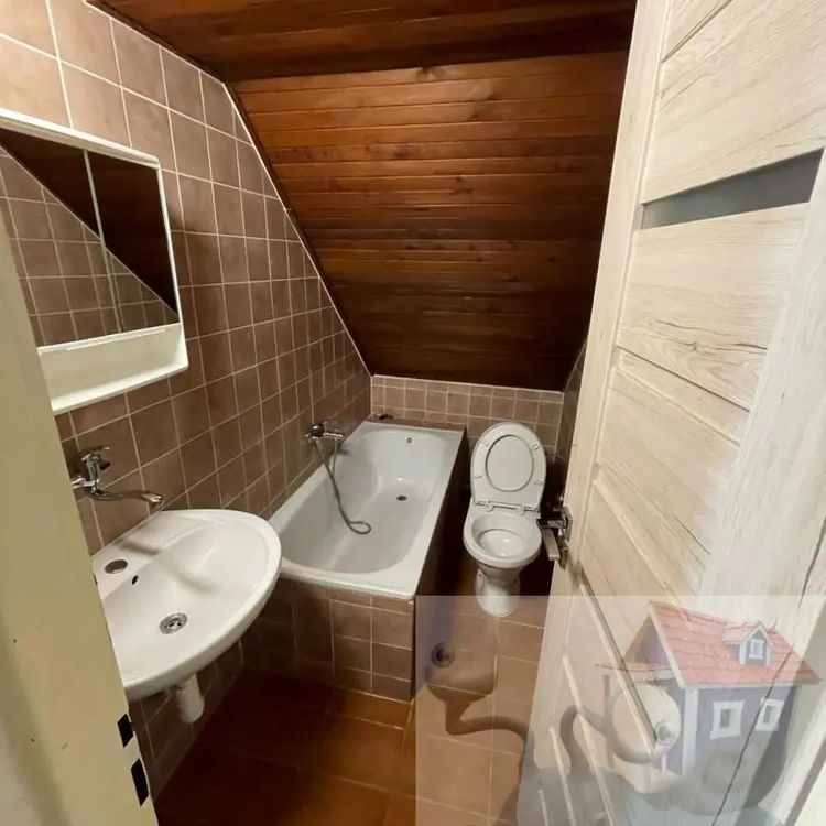 Pronájem 1+kk v podkroví, Česká Lípa, centrum města. - Photo 1